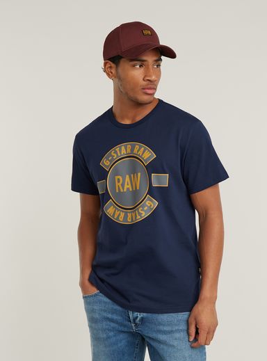 Camiseta Badge Artwork